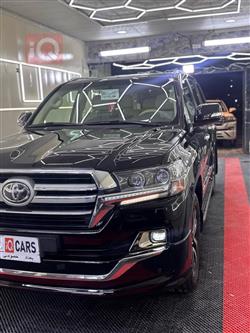 تويوتا لاندكروزر